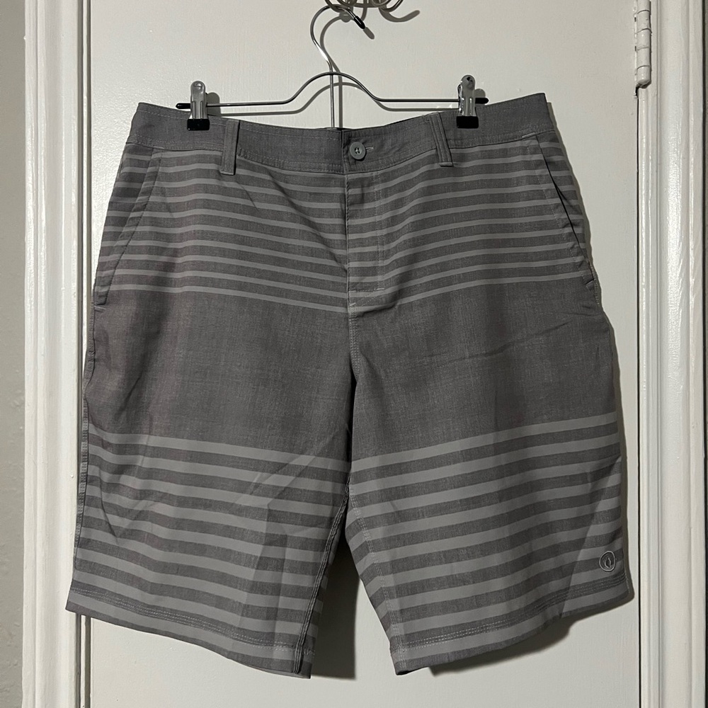 Hang Ten Board Shorts Mens Size 36 Gray Striped Hybrid Gorpcore